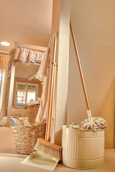 Suite Con Jacuzzi En La Montana. Llombai Exterior foto
