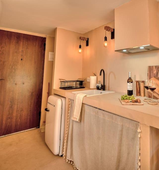 Suite Con Jacuzzi En La Montana. Llombai Exterior foto